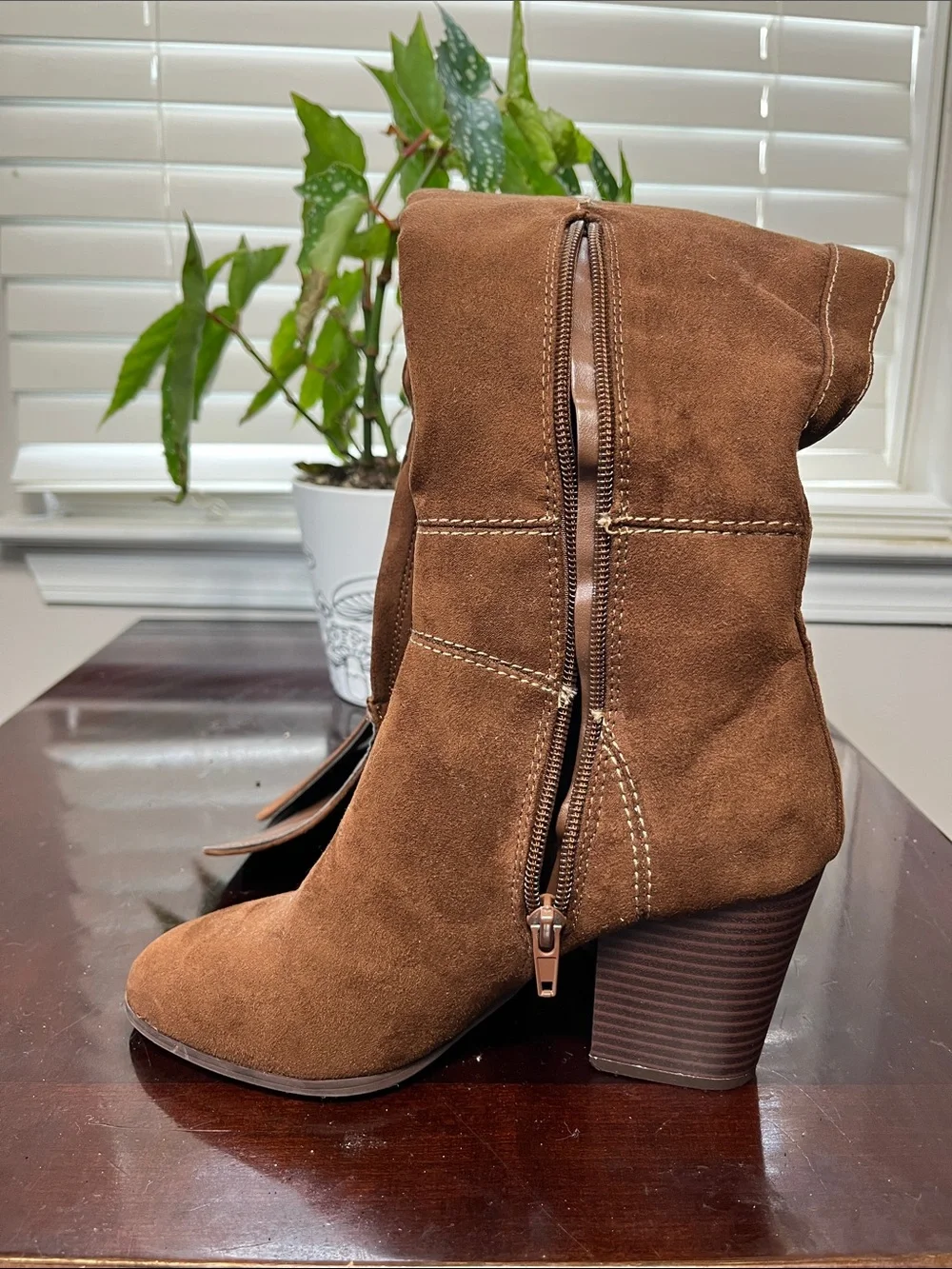 Jasmin  Brown Suede Women's Knee-High Boots size 5.5 m